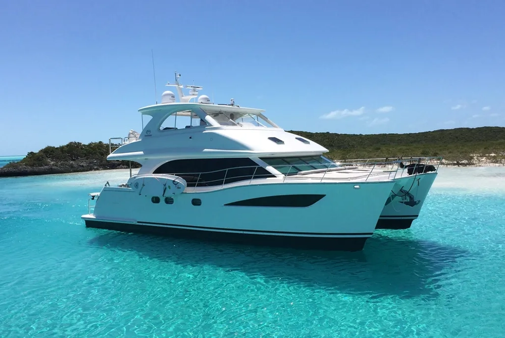 An owner-grade yacht at anchor in the Exumas